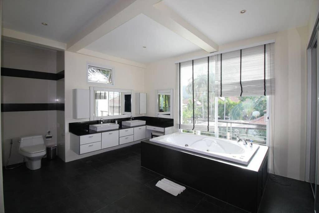 4 Bedroom Villa Kamala Beach Phuket Eksteriør bilde